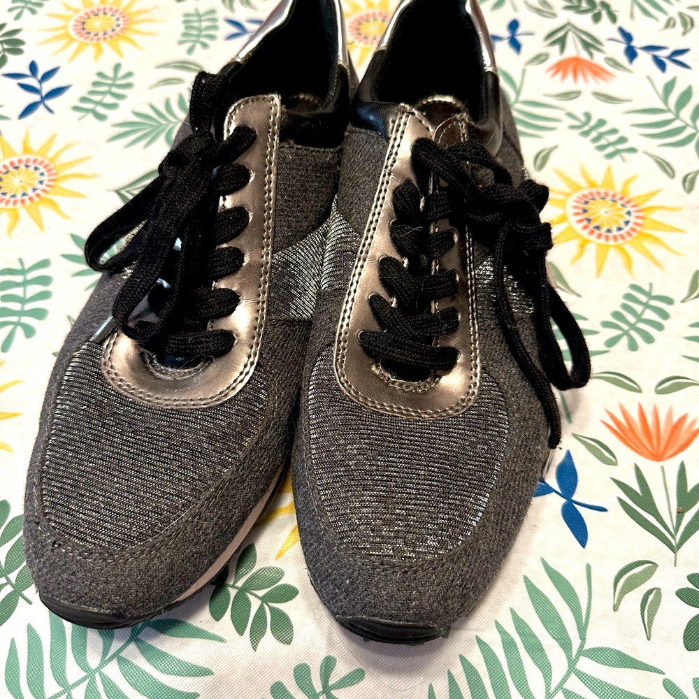 Michael Kors Tennis Shoes worn once 9.5size